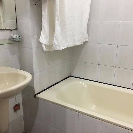 Hanh Phuc Hotel ホーチミン市 エクステリア 写真